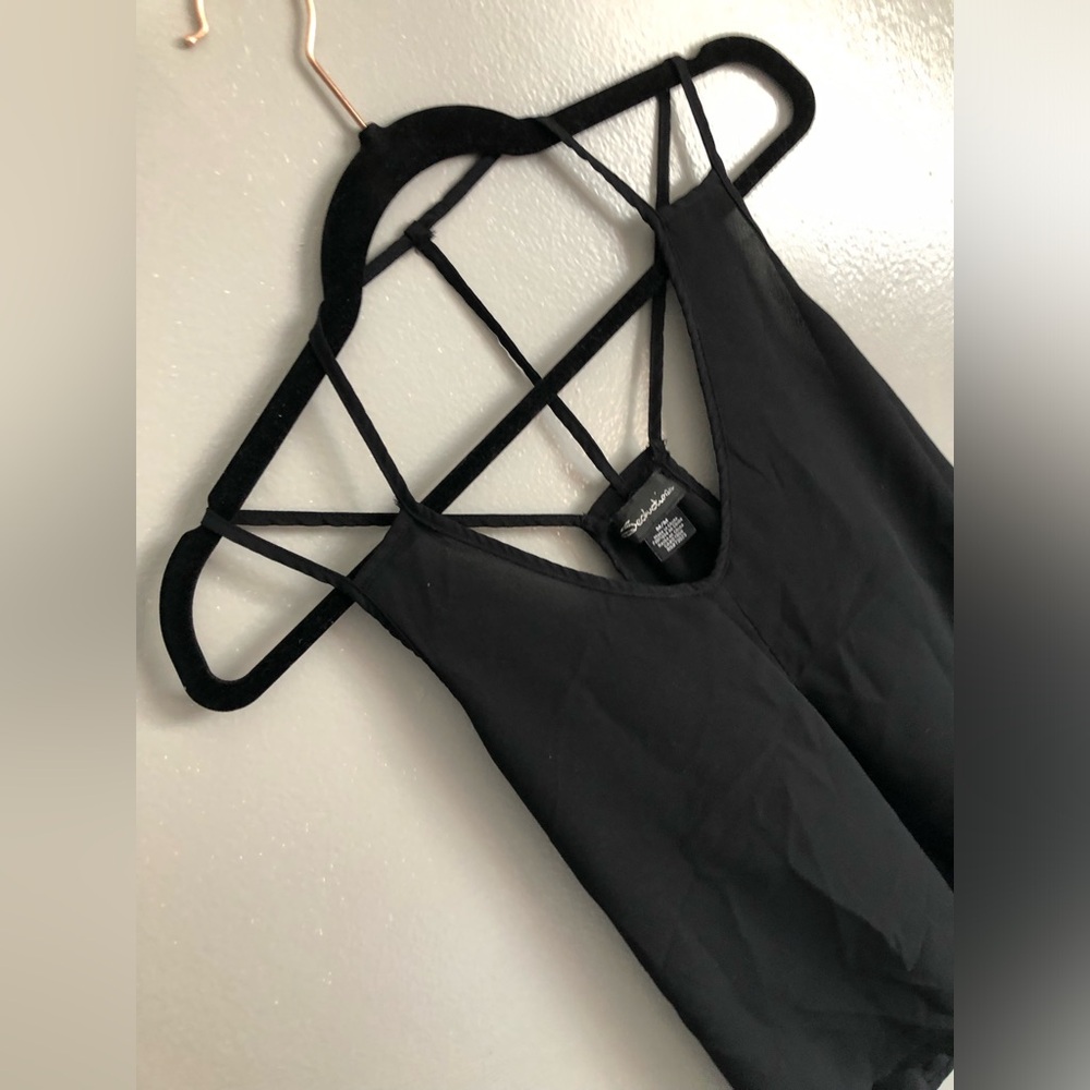Streetwear Society Black Asymmetrical Backless Camisole - Picture 4 of 8